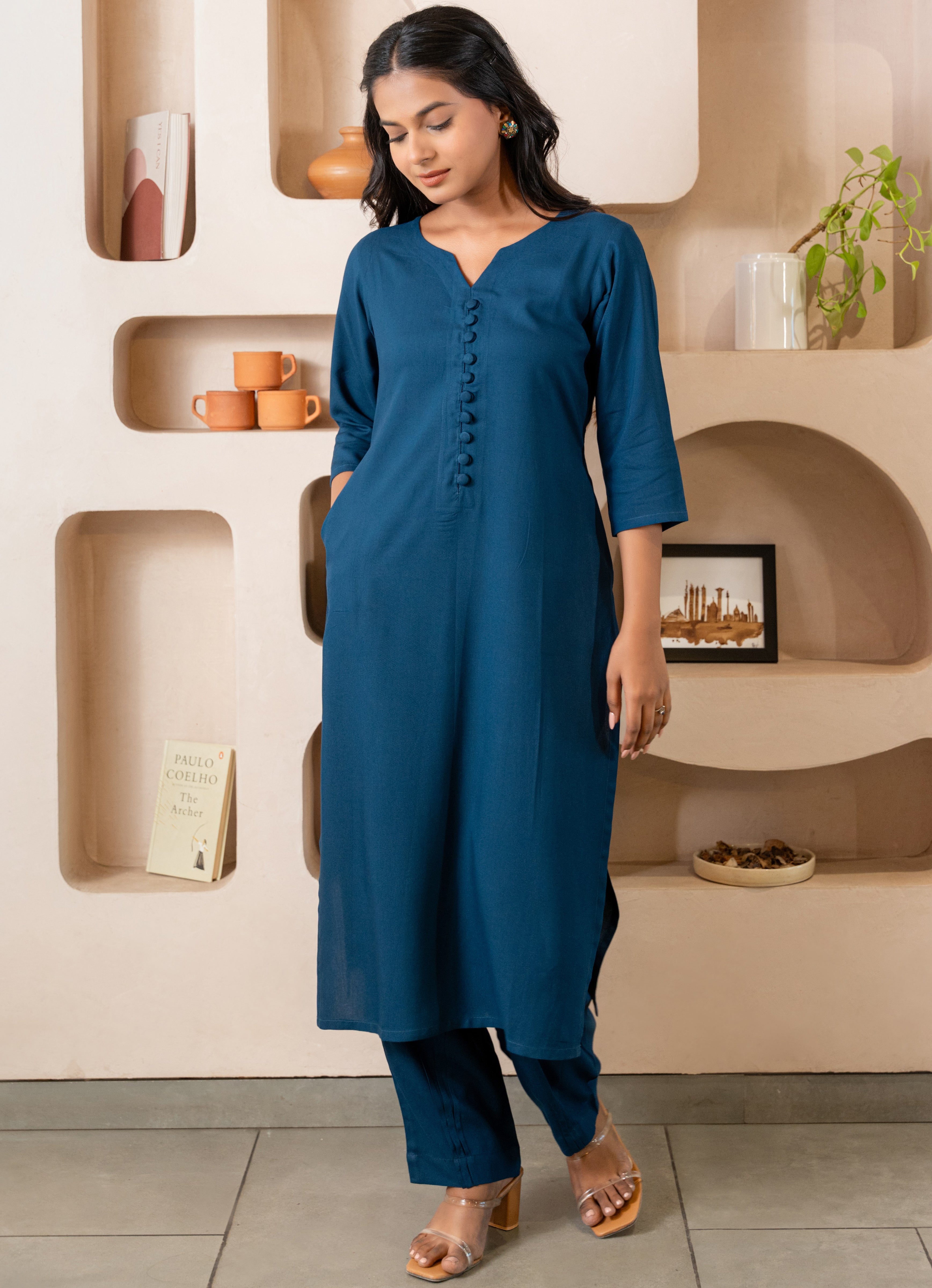 Sapphire Notched Neck with Regular Sleeve Kurta Set GulaboSitabo