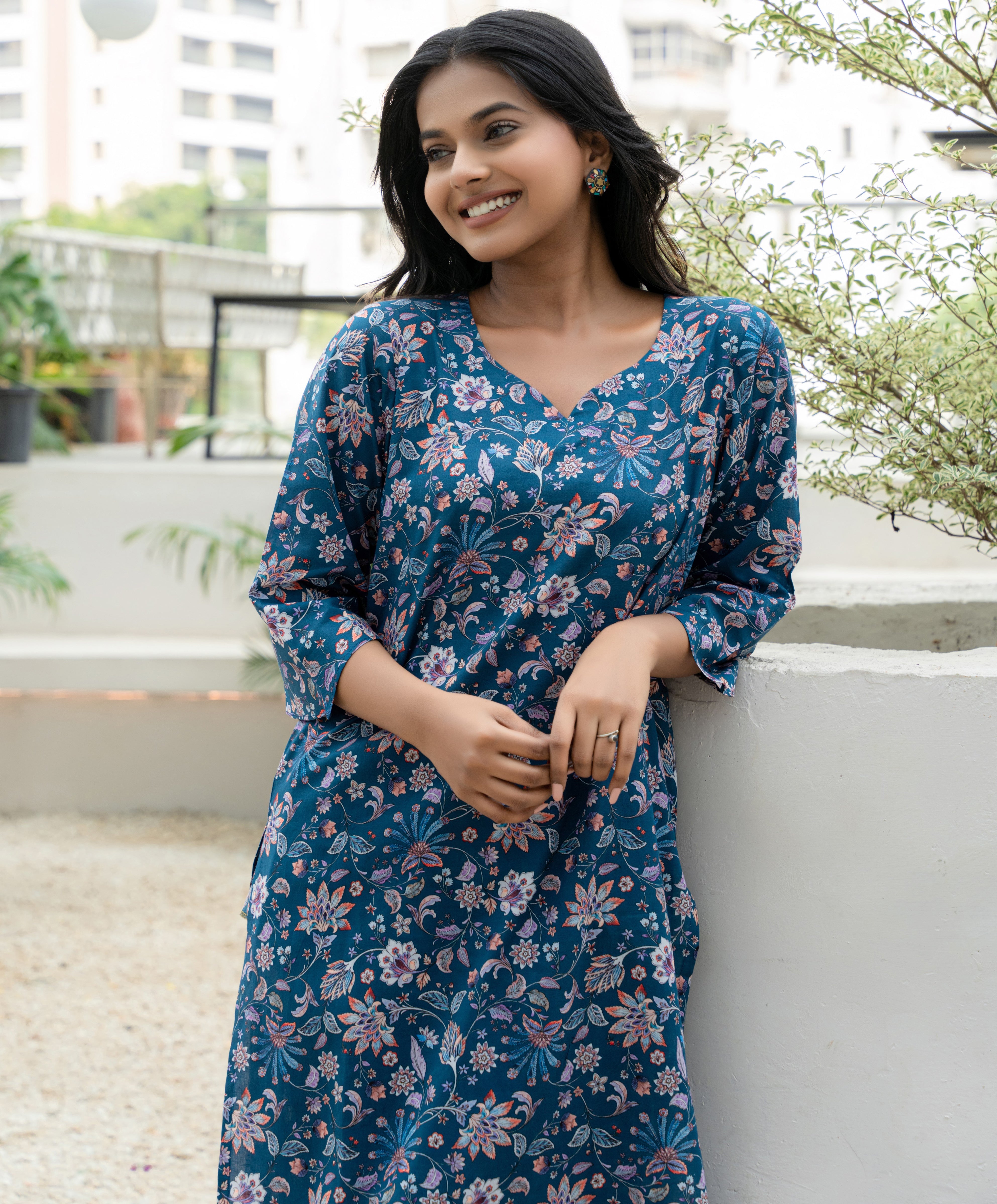 Sweetheart Neck with flared V Sleeve Printed Pure Cotton Kurta GulaboSitabo