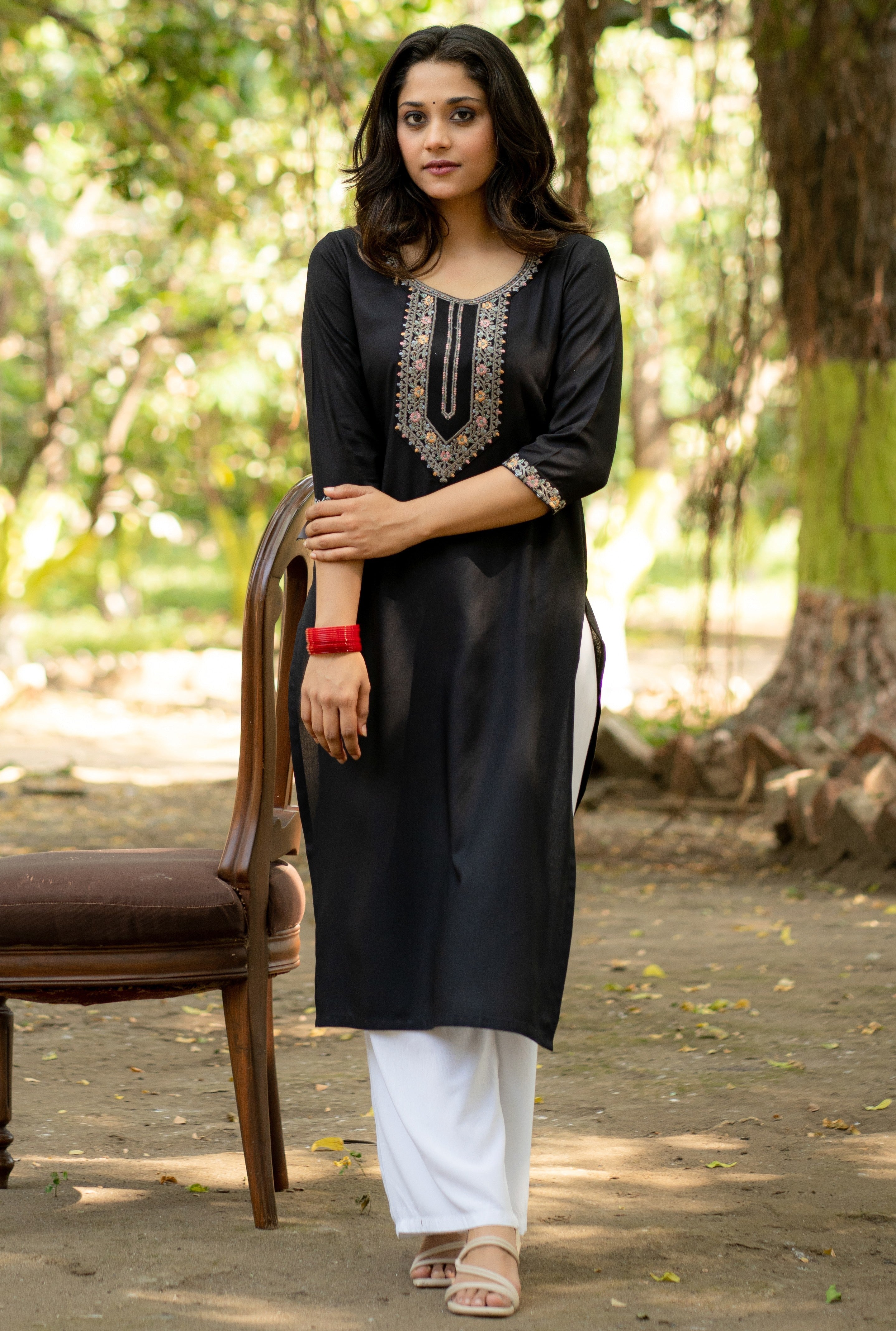 Black Straight Fit Kurti with Thread Embroidered Neckline and Sleeves GulaboSitabo