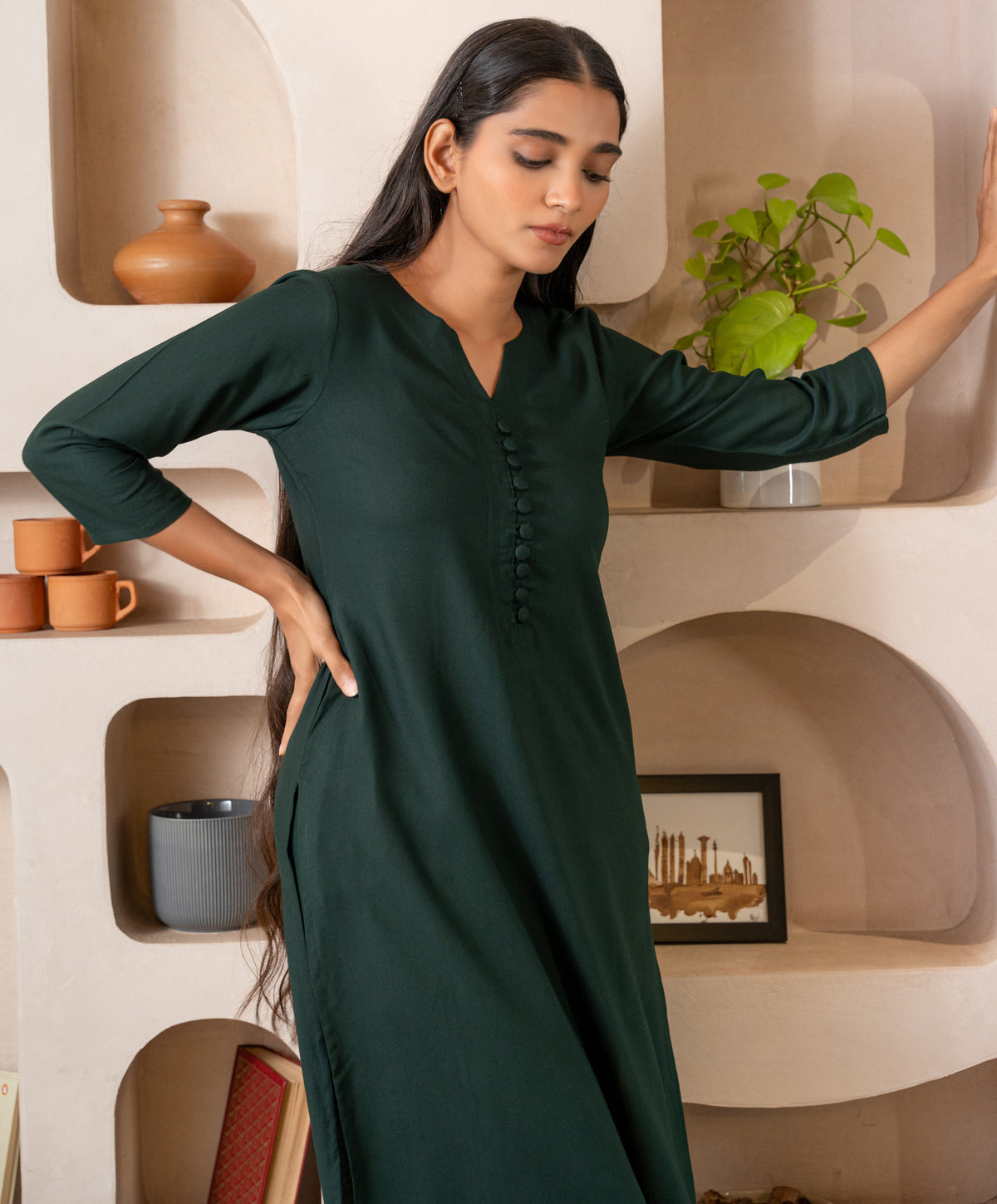 Green Notched Neck with Button Loops Straight Kurta