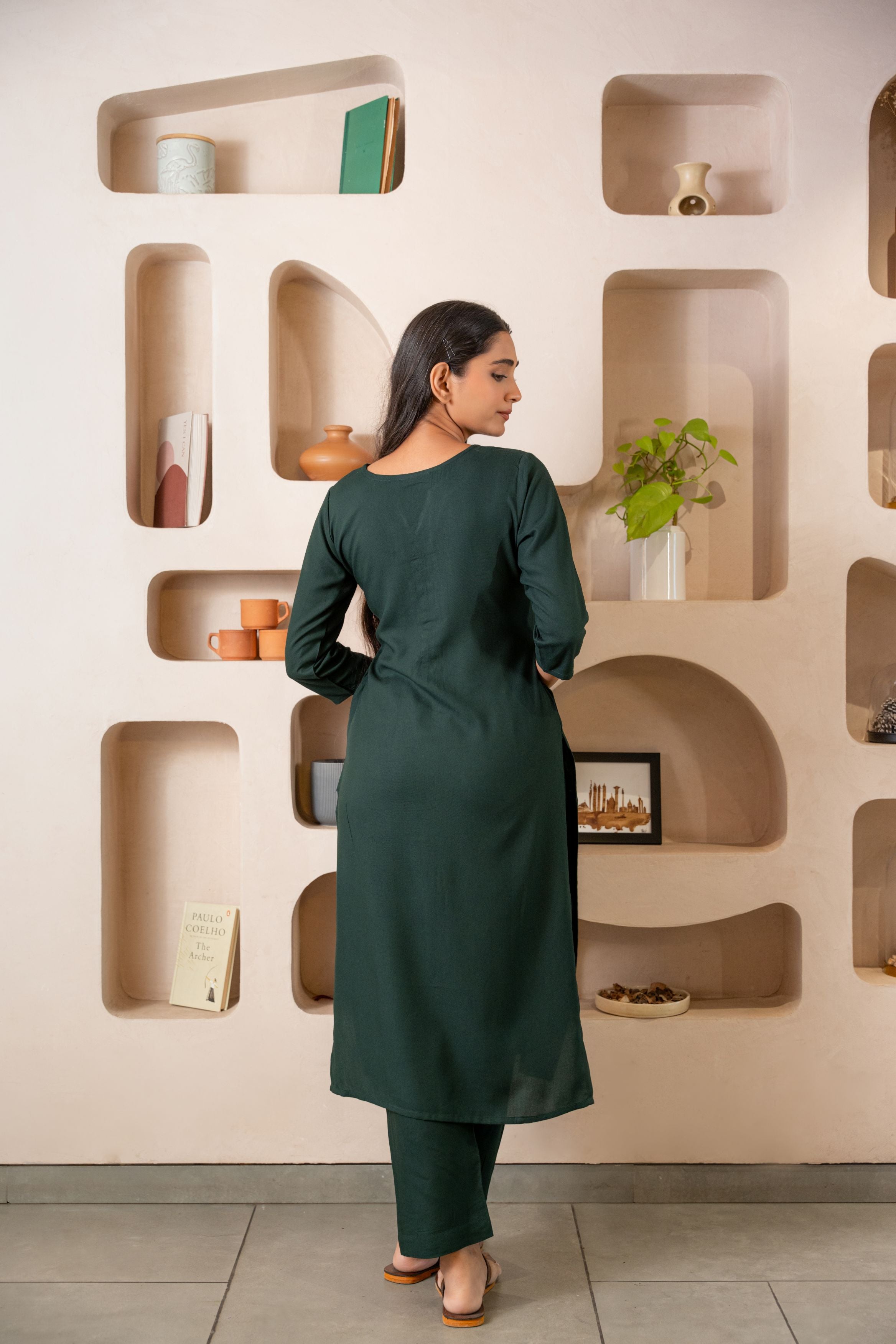 Green Notched Neck with Button Loops Straight Kurta