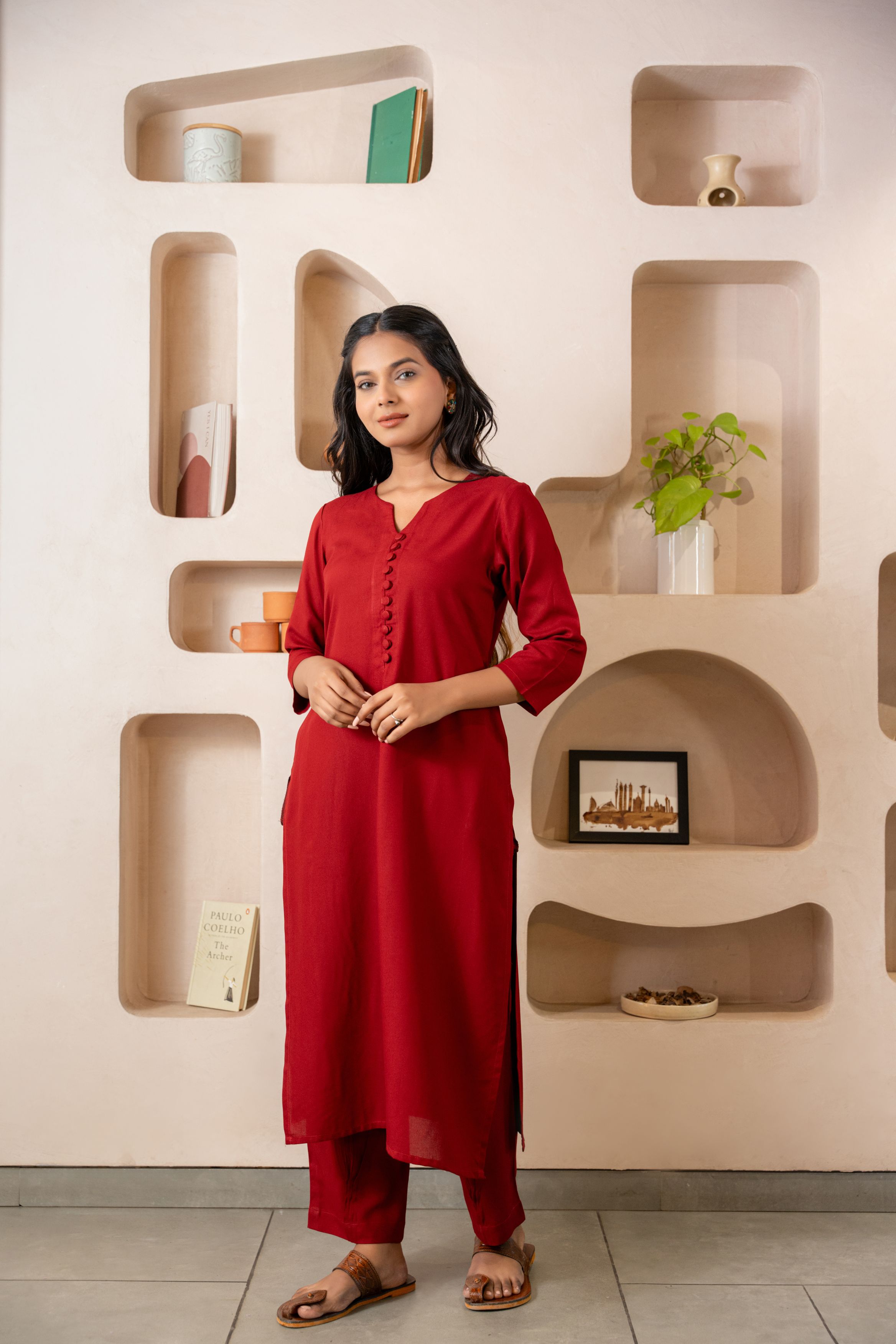 Maroon Notched Neck with Button Loops Straight Kurta