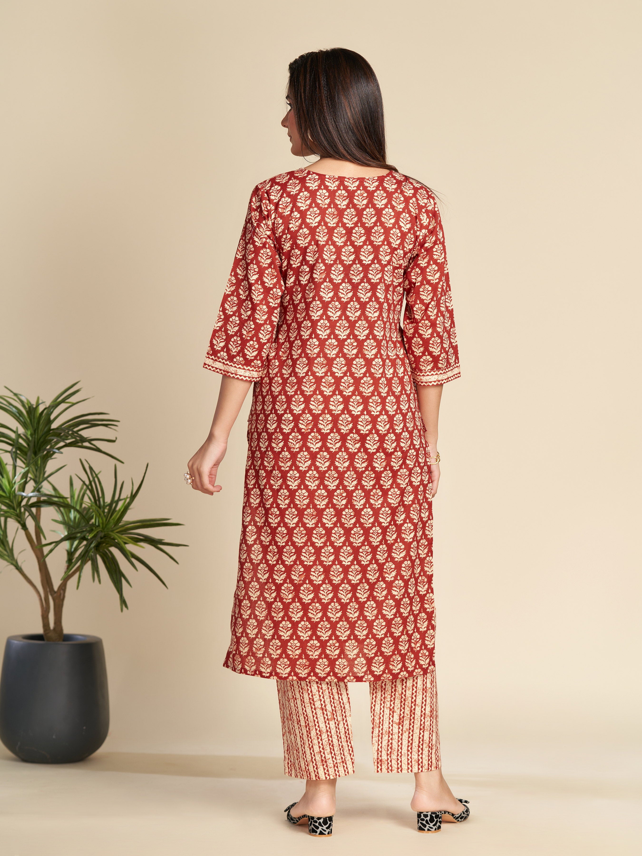 Red Notched Collar Printed Pure Cotton Kurta Set