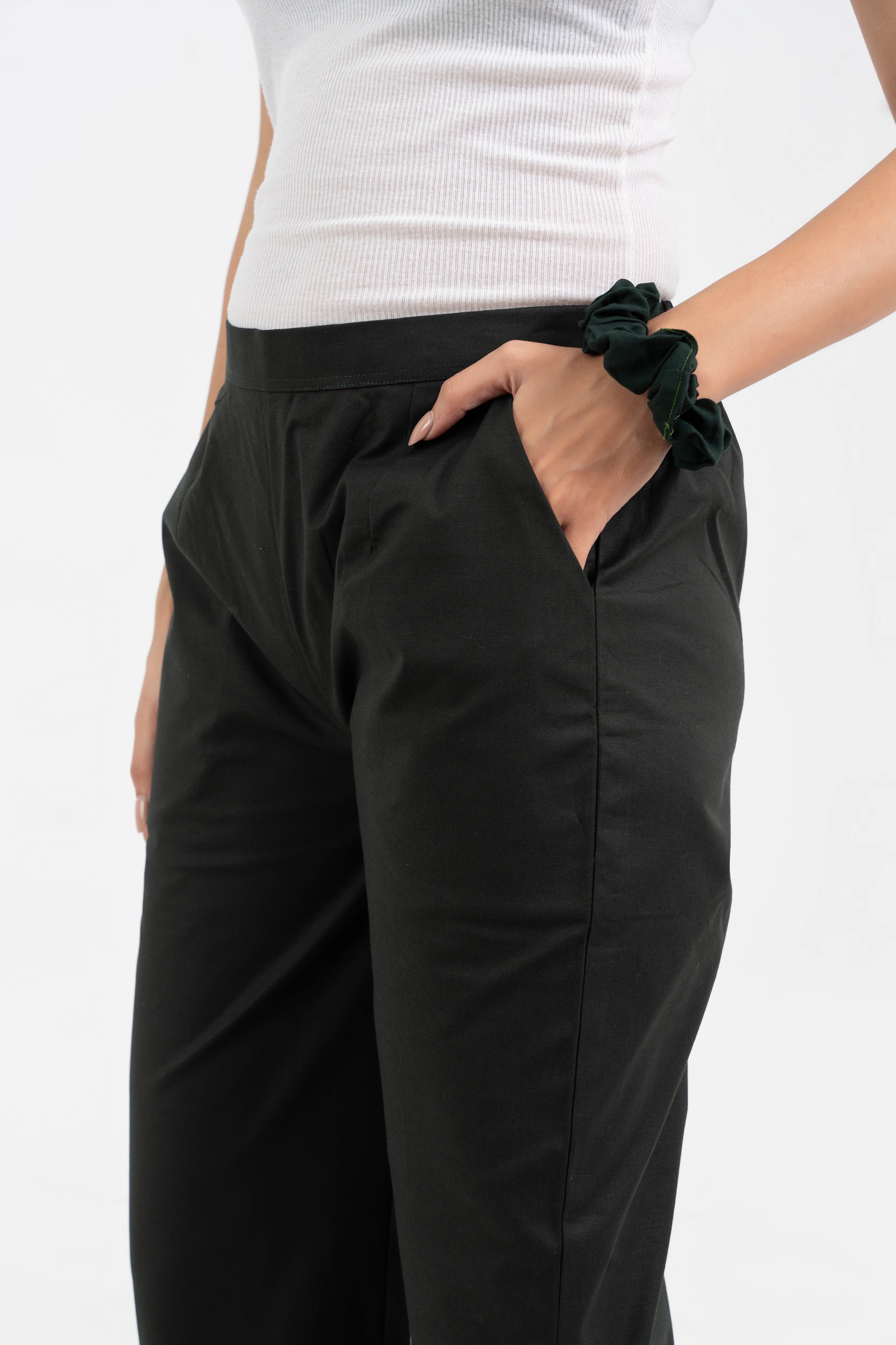 Black Pure Cotton Solid Pant With Leaf Bottom