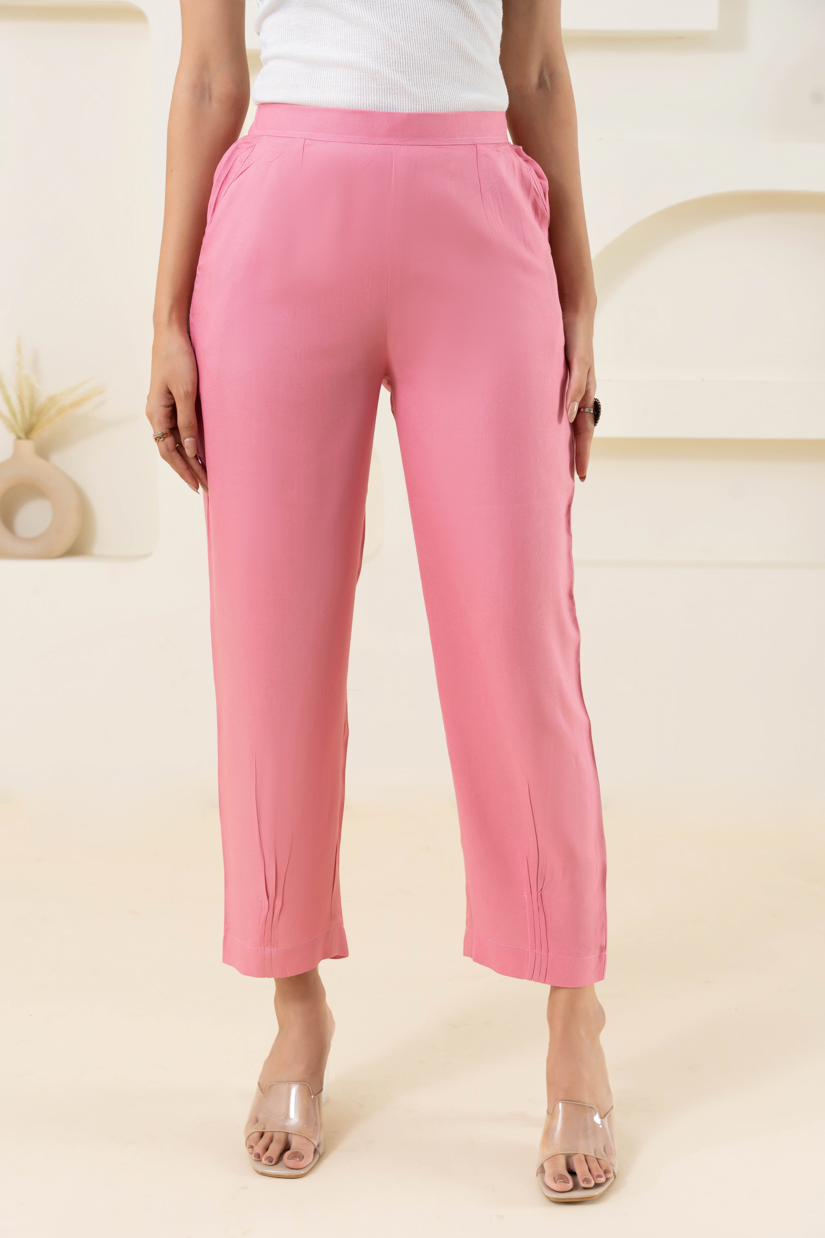 Pink Solid Viscose Pant with Pleated Bottom